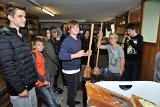 2015-10-21_15_Sauerkraut_machen_mit Schulklasse_RM